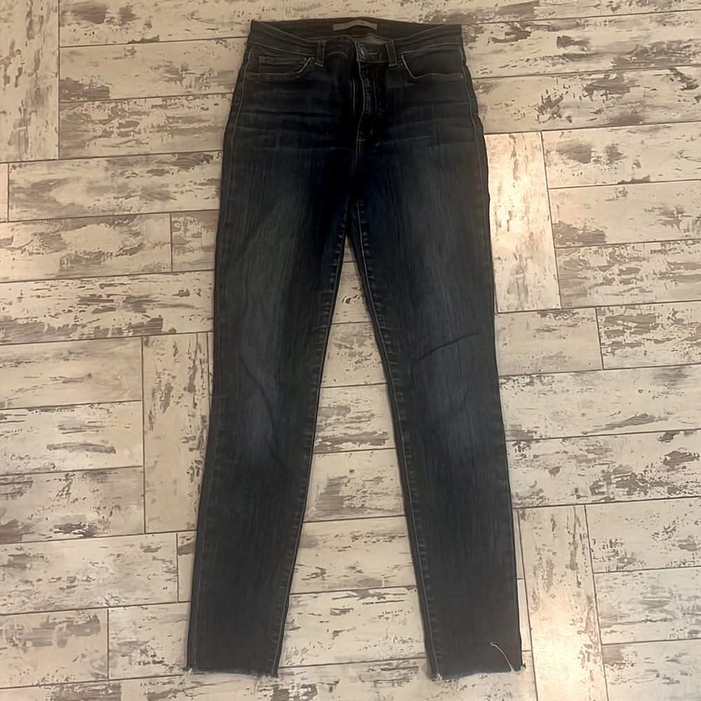 Joe’s High Rise Skinny Jeans, size 28, raw hem at the bottom